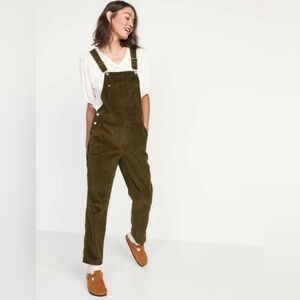 Old Navy Women’s Corduroy Arboretum Workwear Overalls Straight Slouchy Size 2